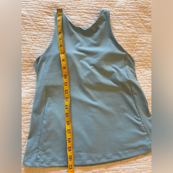 (SOLD) Athleta Bundle π Support Tanks - Picture 9 of 12